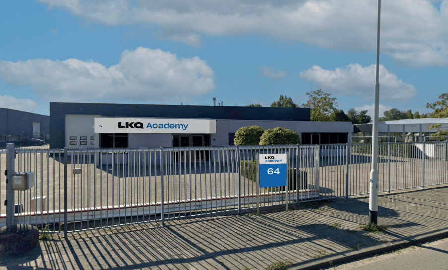 https://automotive-academy-api.s3.eu-central-1.amazonaws.com/Breda_574bf39d0e.png